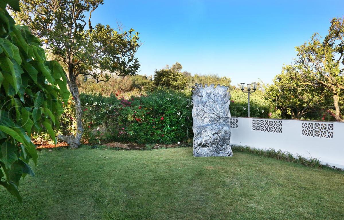 CASA BEACHCOMBER Le jardin des Arts Lagos Exterior foto