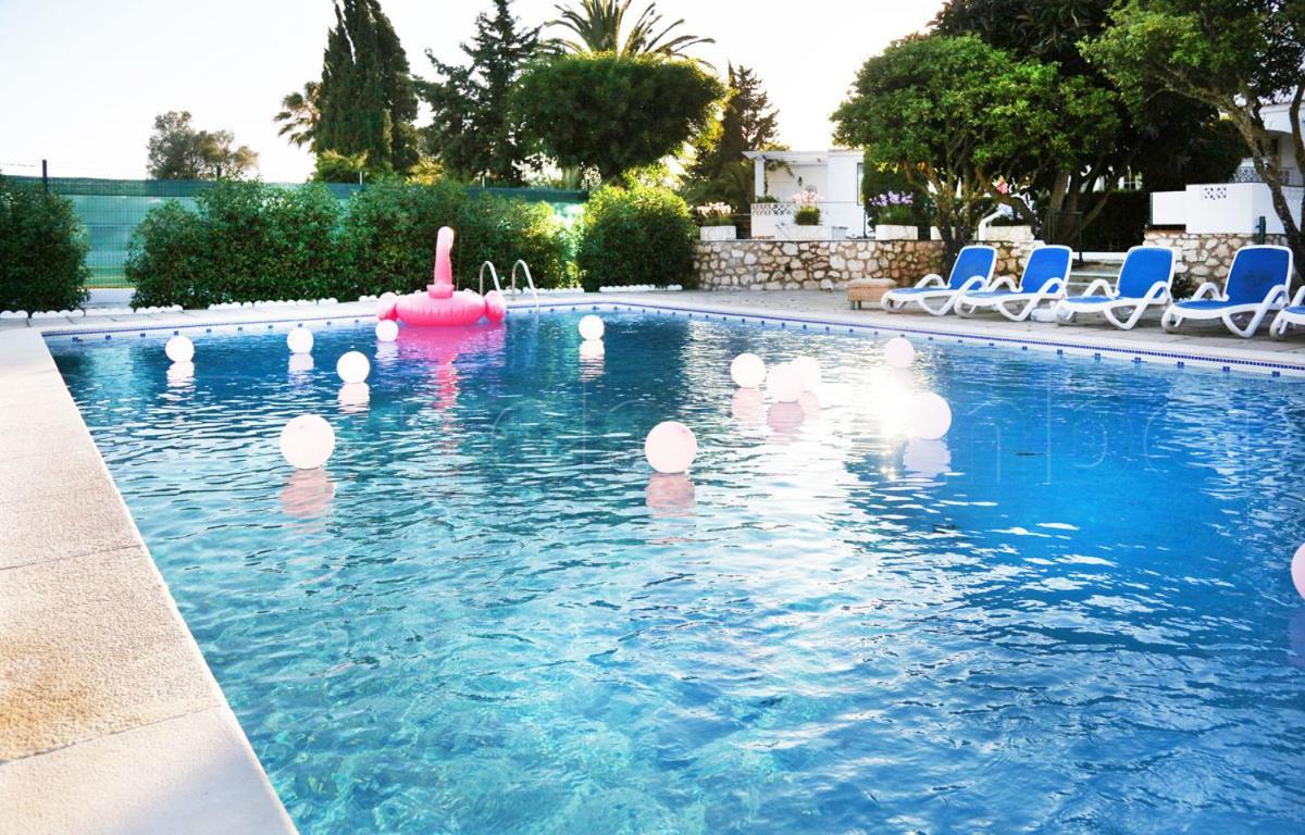 CASA BEACHCOMBER Le jardin des Arts Lagos Exterior foto